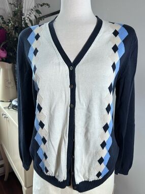 Women’s V-Neck Button Cardigan Sweater - Navy, White & Light Blue Argyle